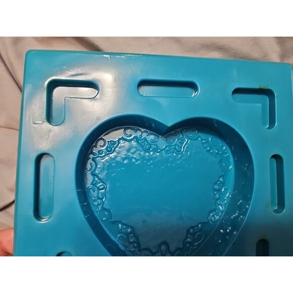 LOT OF CANDLE MAKING SUPPLIES - 4 MOLDS, CANDLE STICKERS, WICK, WAX NEW & USED - Picture 11 of 11